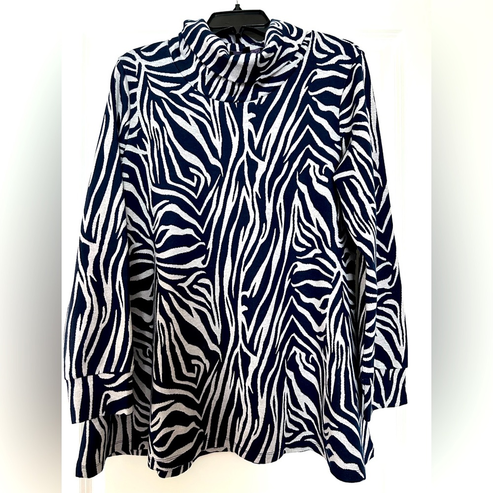 Long sleeve cotton tunic top